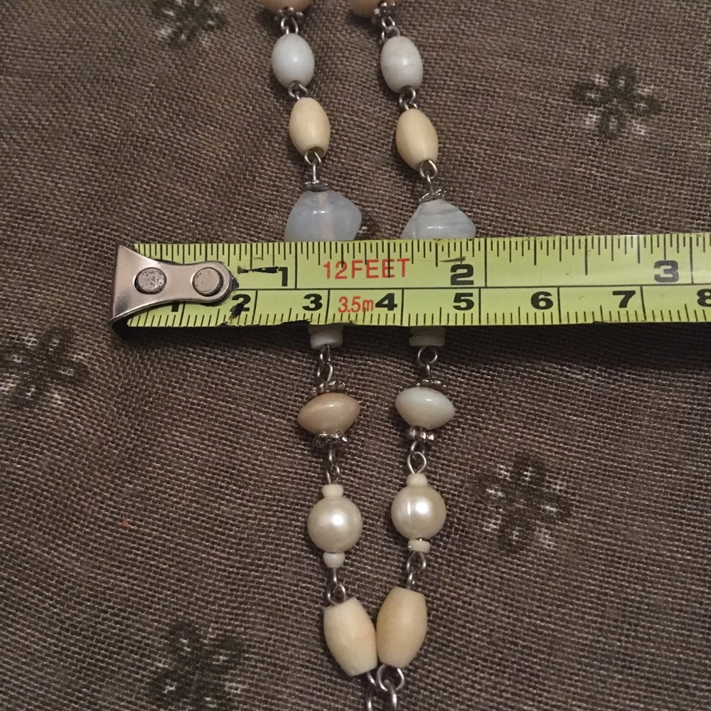 Vintage Retro Cream and White Beaded Necklace - Picture 6 of 8